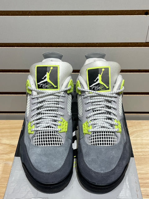 Jordan 4 Retro SE 95 Neon Sz 8.5M