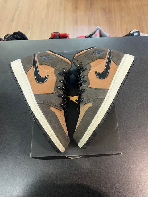 Jordan 1 Mid SE Dark Chocolate (GS) Sz 6Y