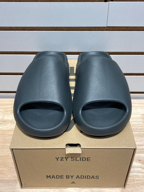 adidas Yeezy Slide Dark Onyx Sz 11