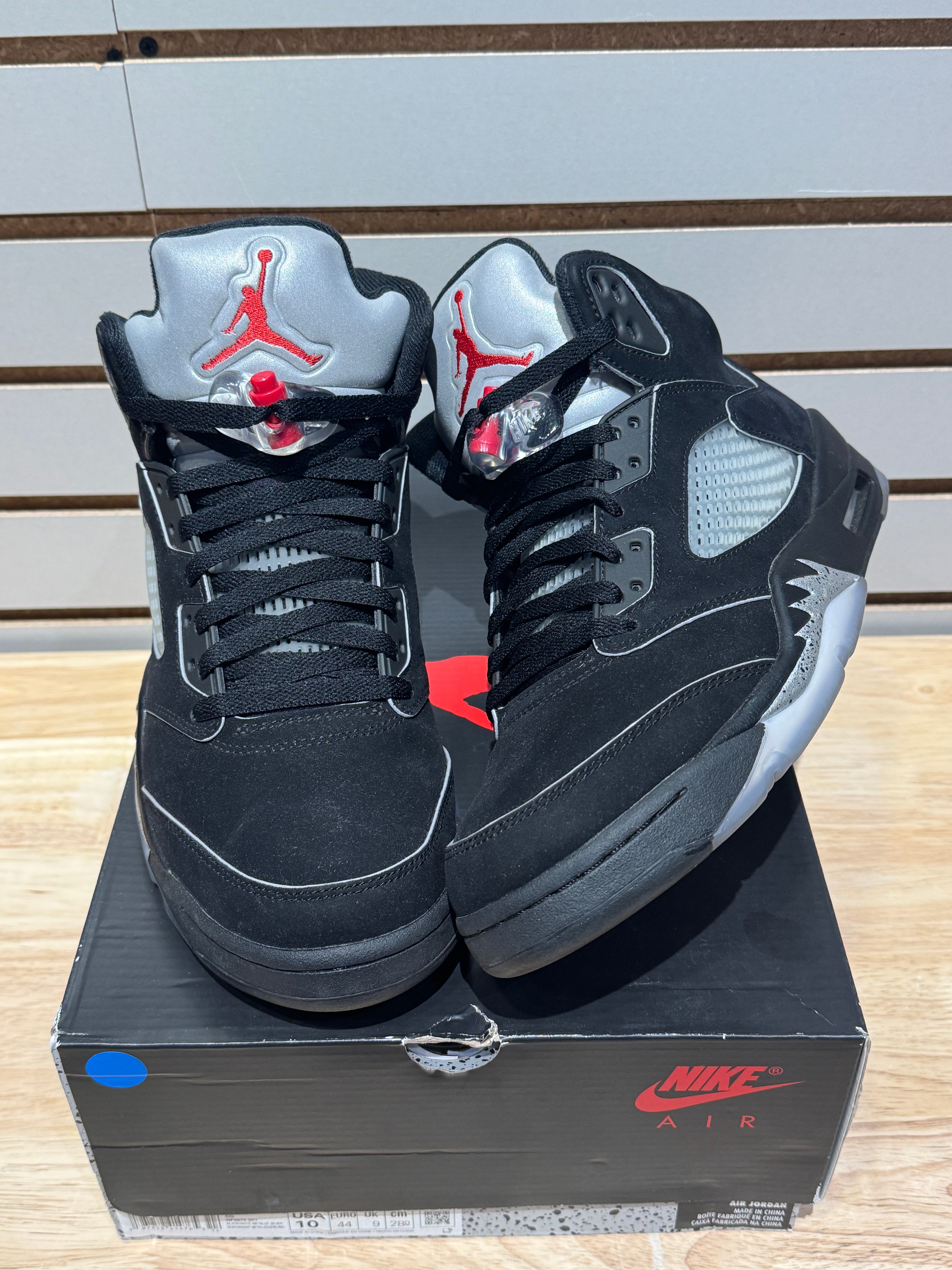 オリジナル 89年製 Air Jordan 5 黒 us10 Jordan 5 Retro OG Black Metallic Reimagined Sz 10M – Sneak City