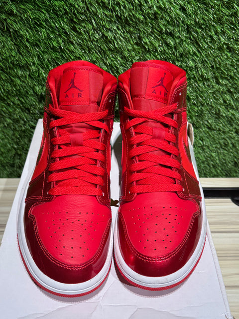 Jordan 1 Mid SE Pomegranate (Women's) Sz 7M