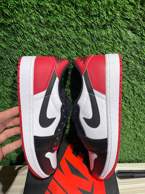 Jordan 1 Retro Low OG Black Toe (2023) Sz 8.5