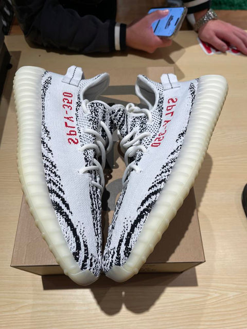 adidas Yeezy Boost 350 V2 Zebra Sz 12