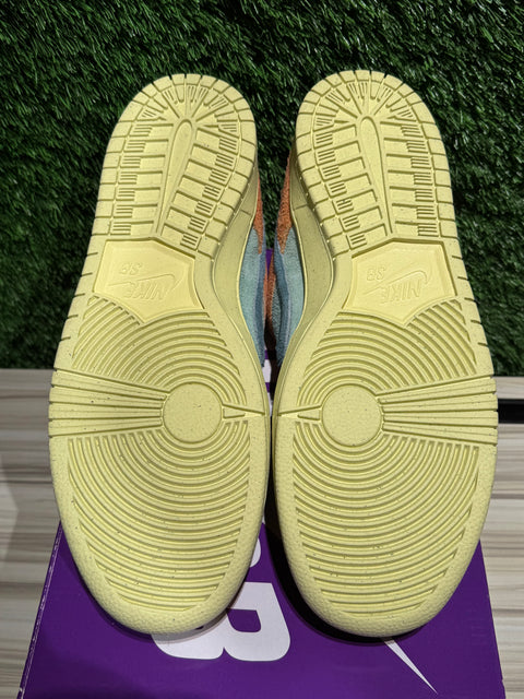 Nike SB Dunk Low Orange Emerald Rise Sz 12M