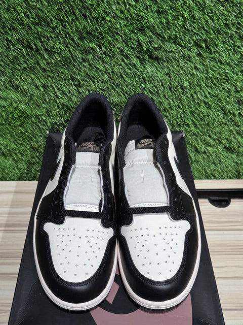 Jordan 1 Retro Low OG Mocha Sz 10.5