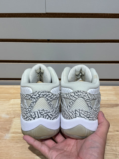 Jordan 11 Retro Low IE OG Cobalt Sz 9.5 (2015)