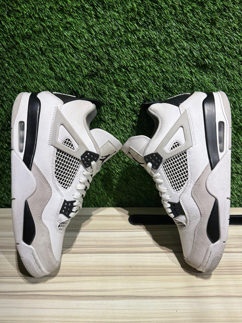 Jordan 4 Retro Military Black Sz 10.5M