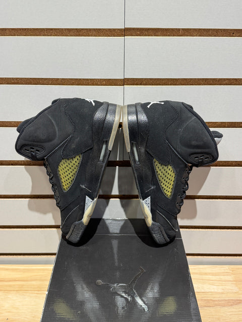 2011 Air Jordan 5 Retro Metallic Sz 6.5Y