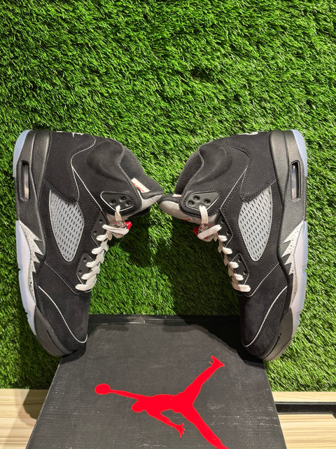 Jordan 5 Retro OG Black Metallic Reimagined Sz 10.5M.