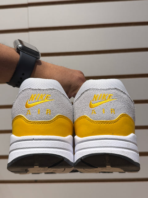 Nike Air Max 1 Essential University Gold Sz 11