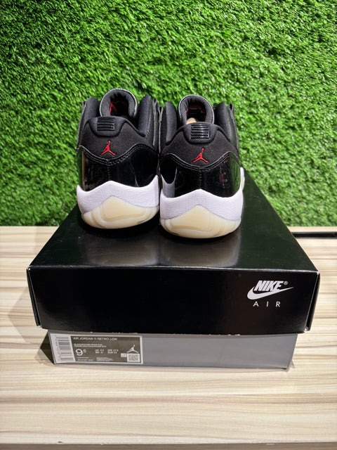 Jordan 11 Retro Low 72-10 Sz 9.5