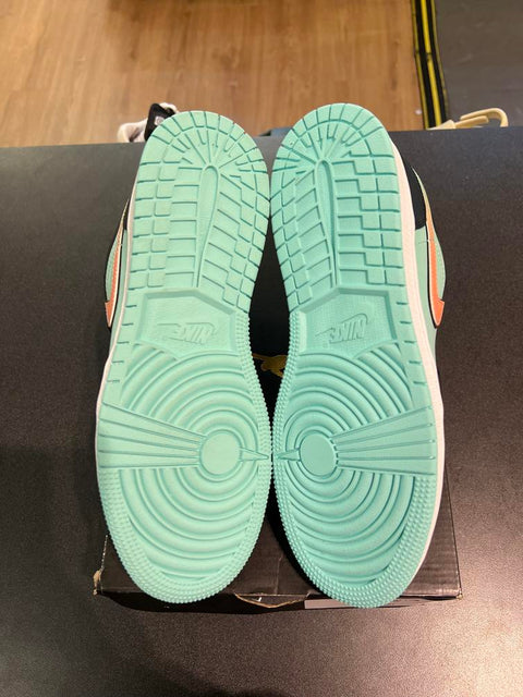 Jordan 1 Low SE Tropical Twist (GS) Sz 6.5Y