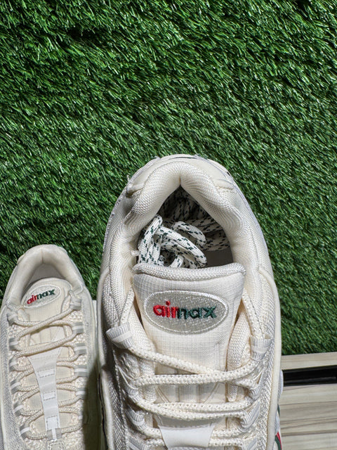 Nike Air Max 95 SP Undefeated Sail