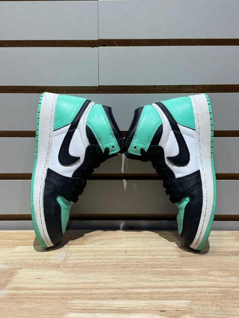 Jordan 1 Retro High OG Green Glow (GS) Sz 4Y