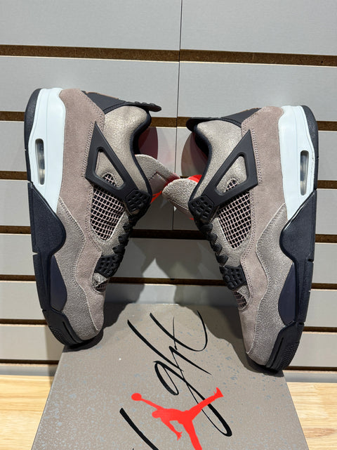 Jordan 4 Retro Taupe Haze Sz 11.5