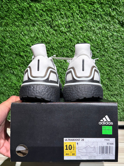 adidas Ultra Boost 20 Oreo