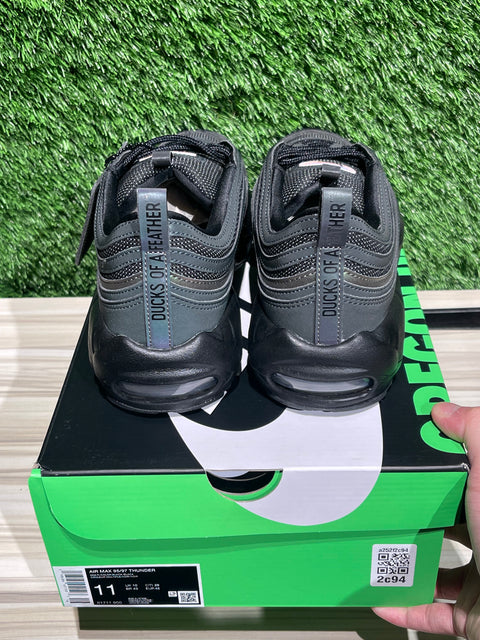 Nike Air Max 95/97 Ducks of a Feather Thunder Sz 11M