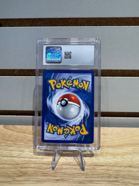 Croconaw Pokémon (2000) Neo Genesis - 1st Ed. - 32/111 CGC NM/MINT 8