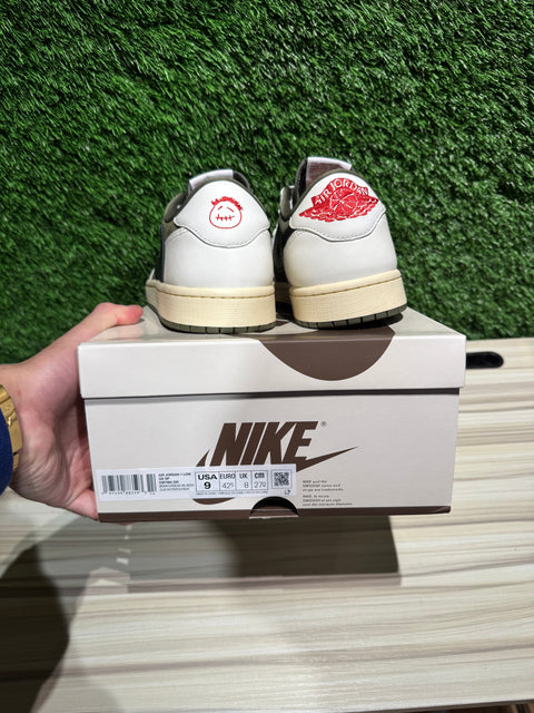Jordan 1 Retro Low OG SP Travis Scott Medium Olive Sz 9