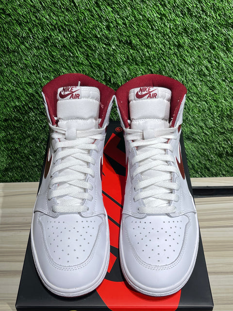 Jordan 1 Retro High '85 OG Metallic Burgundy Sz 10M