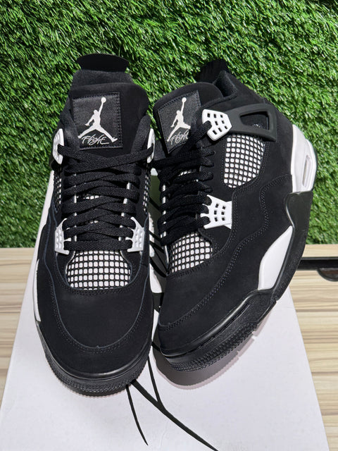 Jordan 4 Retro White Thunder Sz 13M