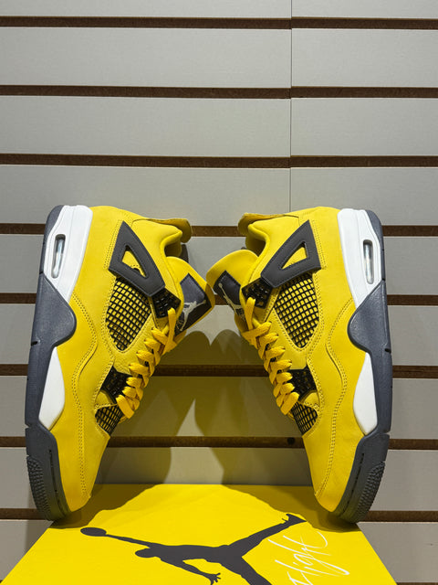 Jordan 4 Retro Lightning (2021) Sz 10.5
