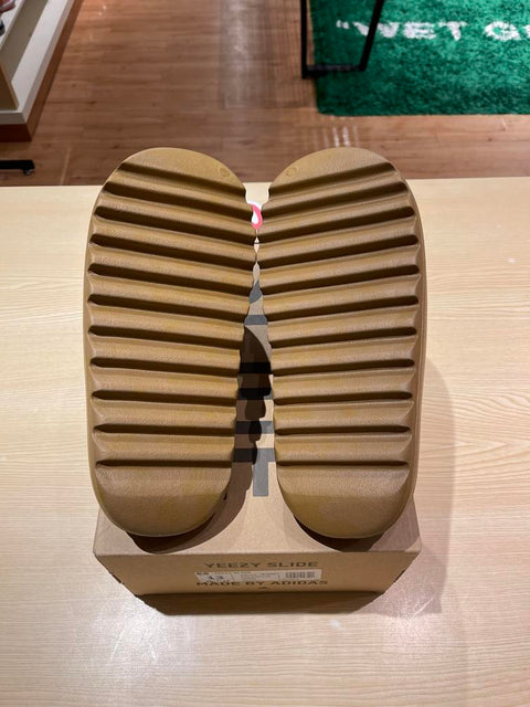 adidas Yeezy Slide Ochre Sz 13