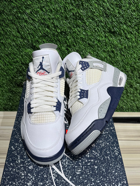 Jordan 4 Retro Midnight Navy Sz 9.5M..