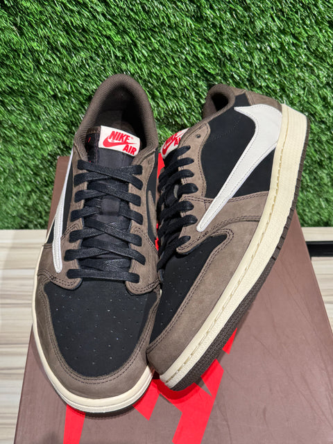 Jordan 1 Retro Low OG SP Travis Scott Mocha Sz 12M