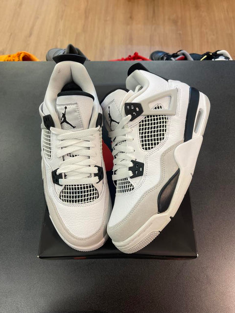 Jordan 4 Retro Military Black (GS)