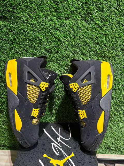 Jordan 4 Retro Thunder (2023) Sz 8.5M