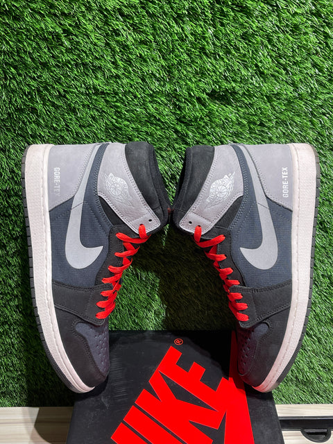 Jordan 1 Retro High Element Gore-Tex Black Particle Grey Sz 10.5