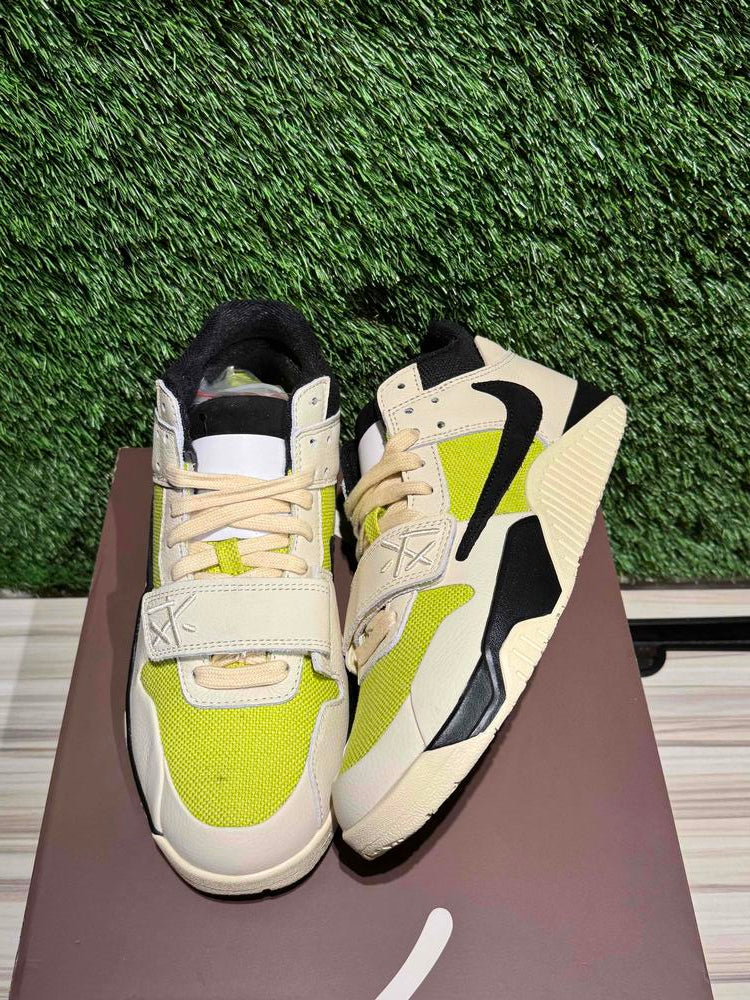 Jordan Jumpman Jack TR Travis Scott Bright Cactus Sz 8M