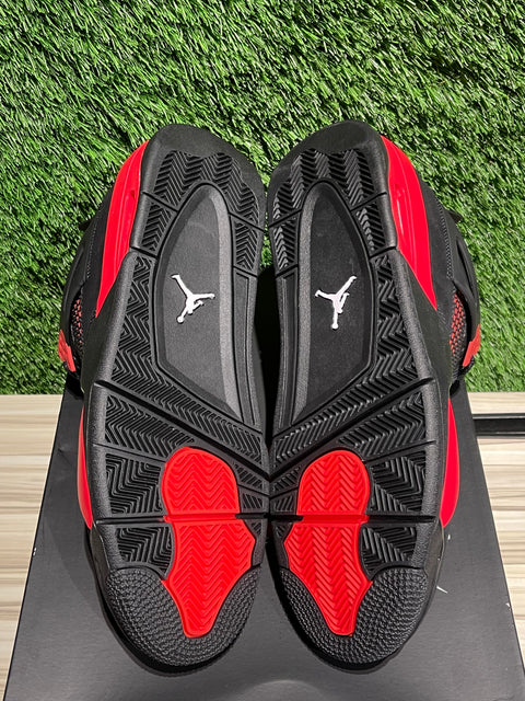 Jordan 4 Retro Red Thunder Sz 11.5M