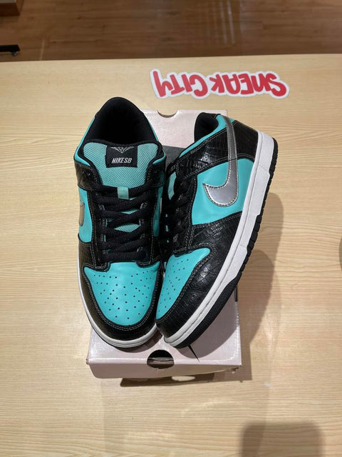 Nike SB Dunk Low Diamond Supply Co. Sz 10