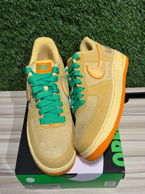 Nike Air Force 1 Low Ducks of a Feather University of Oregon Duck or Egg Sz 12.5