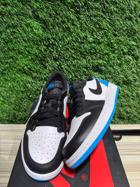 Jordan 1 Retro Low OG Black Dark Powder Blue (Women's) Sz 7.5W/6M