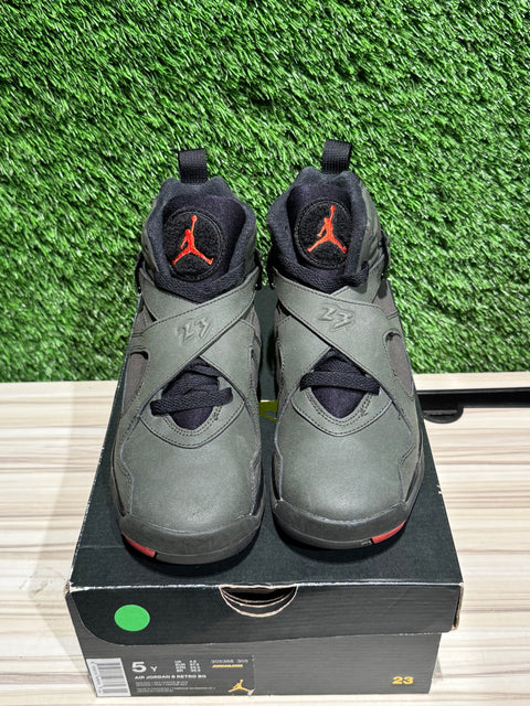 Jordan 8 Retro Take Flight Undefeated (GS) Sz 5Y