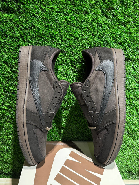 Jordan 1 Retro Low OG SP Travis Scott Velvet Brown