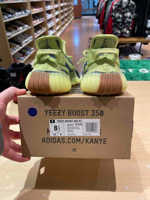 adidas Yeezy Boost 350 V2 Semi Frozen Yellow Sz 8.5