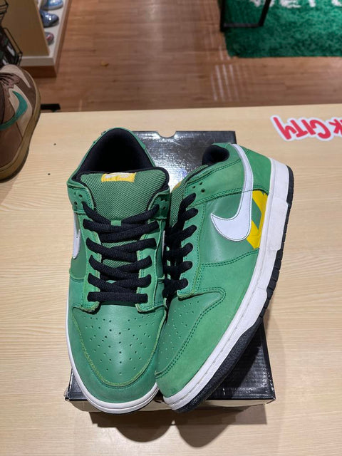 Nike SB Dunk Low Tokyo Green Taxi Sz 12