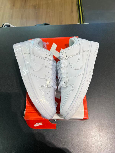 Nike Dunk Low Triple White (2021) 7W