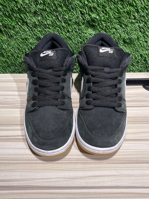 Nike SB Dunk Low Pro Black Gum Sz 9.5M