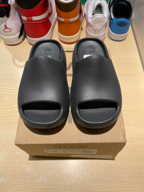 adidas Yeezy Slide Onyx (Kids) Sz 13K