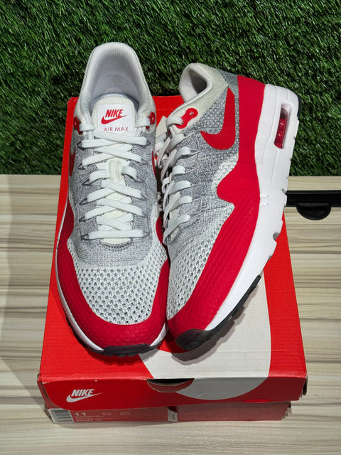Nike Air Max 1 Flyknit OG Sz 11M.
