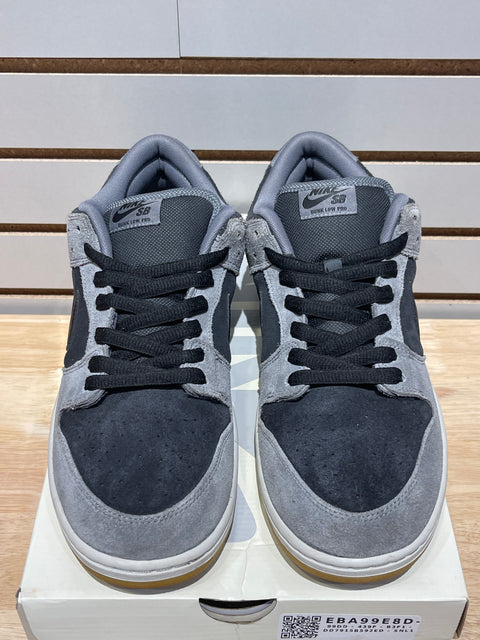Nike SB Dunk Low Dark Smoke Grey Sz 13
