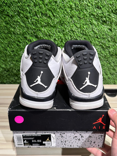 Jordan 4 Retro Military Black (GS) Sz 4Y