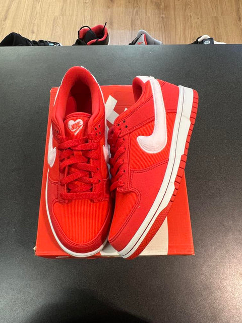 Nike Dunk Low Valentine's Day (2024) (GS) Sz 5y