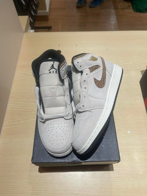 Jordan 1 Mid SE Brown Elephant (GS) Sz 6Y/7.5W