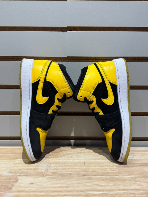 Jordan 1 Mid SE New Love (2025) (GS) Sz 5Y